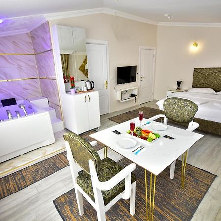 Loca Suit Life Airport Hotel Isztambul Kültér fotó