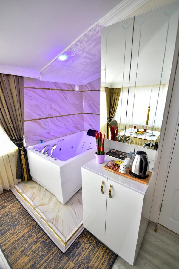 Loca Suit Life Airport Hotel Isztambul Kültér fotó